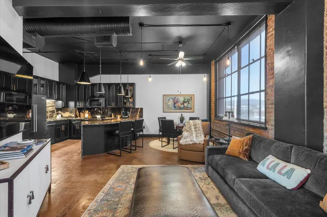 $499,000 | 1301 Market Street, Unit 306, Chattanooga, TN 37402