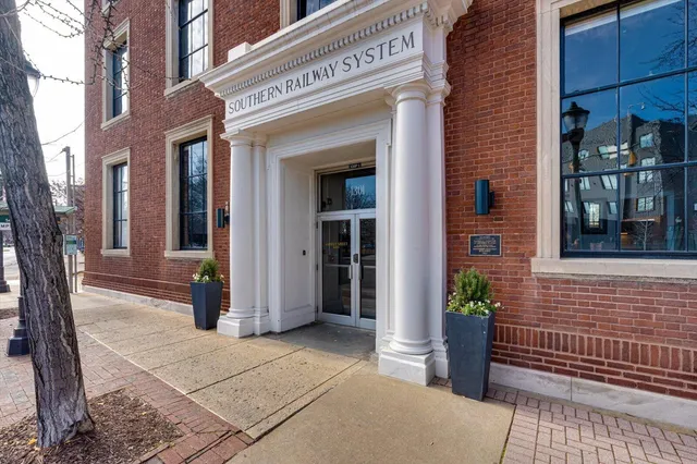 $499,000 | 1301 Market Street, Unit 306, Chattanooga, TN 37402