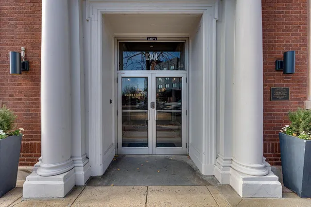 $499,000 | 1301 Market Street, Unit 306, Chattanooga, TN 37402