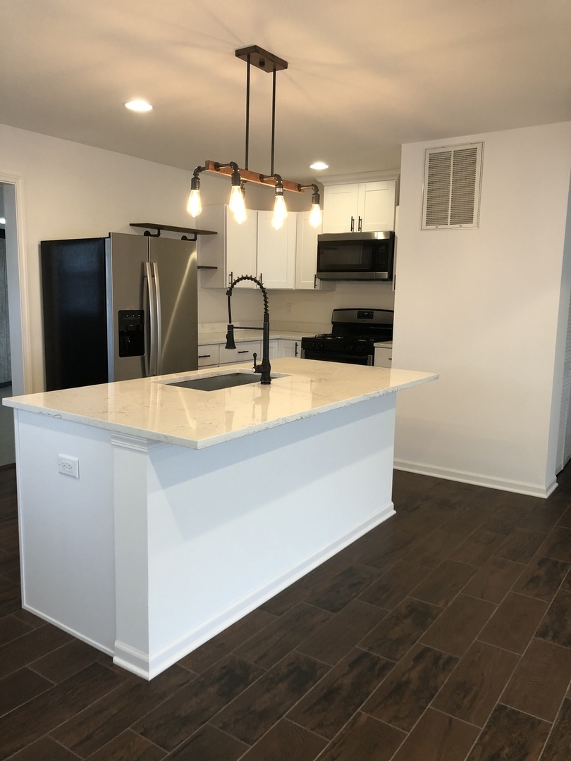 28 Durango Road Montgomery, IL 60538 - Photo 3 of 25