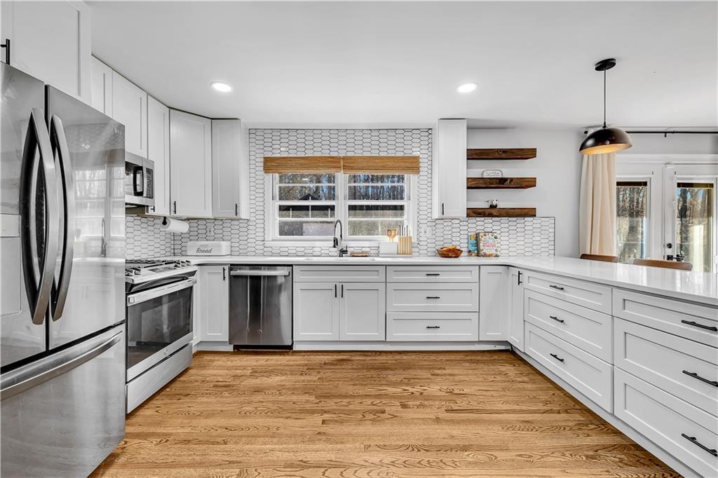 715 Woodvalley Road Southwest Mableton, GA 30126 - Photo 15 of 36