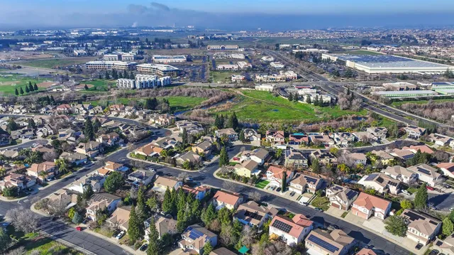 $715,000 | 1908 Azalea Way, Rocklin, CA 95765