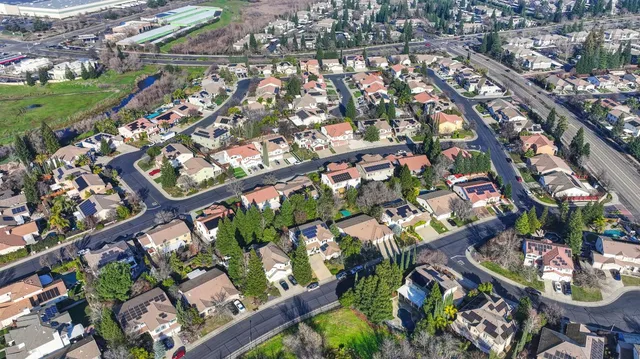 $715,000 | 1908 Azalea Way, Rocklin, CA 95765