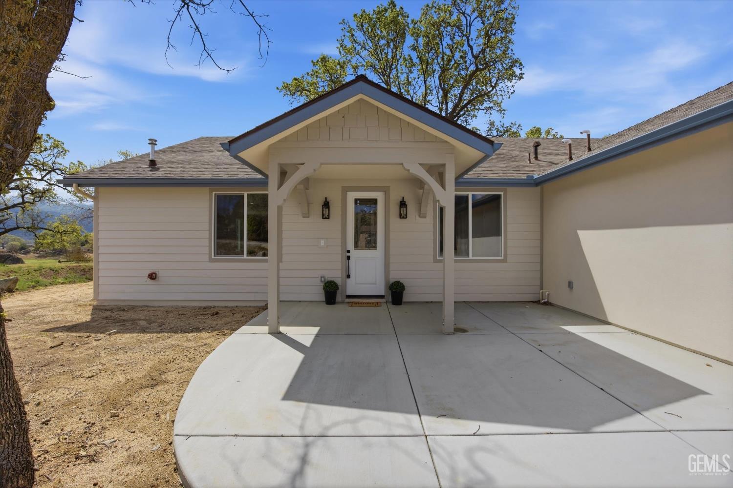 Undisclosed Address Tehachapi, CA 93561 - Photo 11 of 47