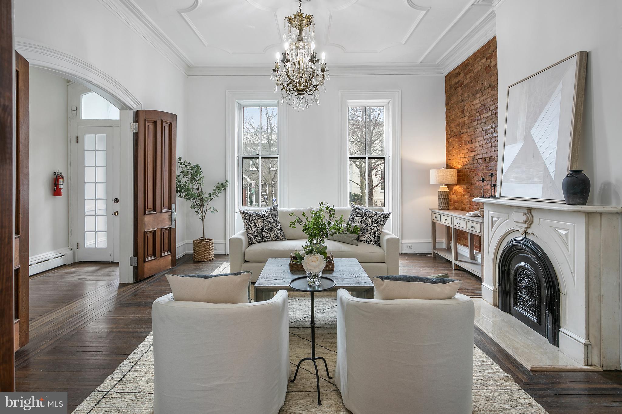 330 A Street Southeast Washington, DC 20003 - Photo 3 of 48