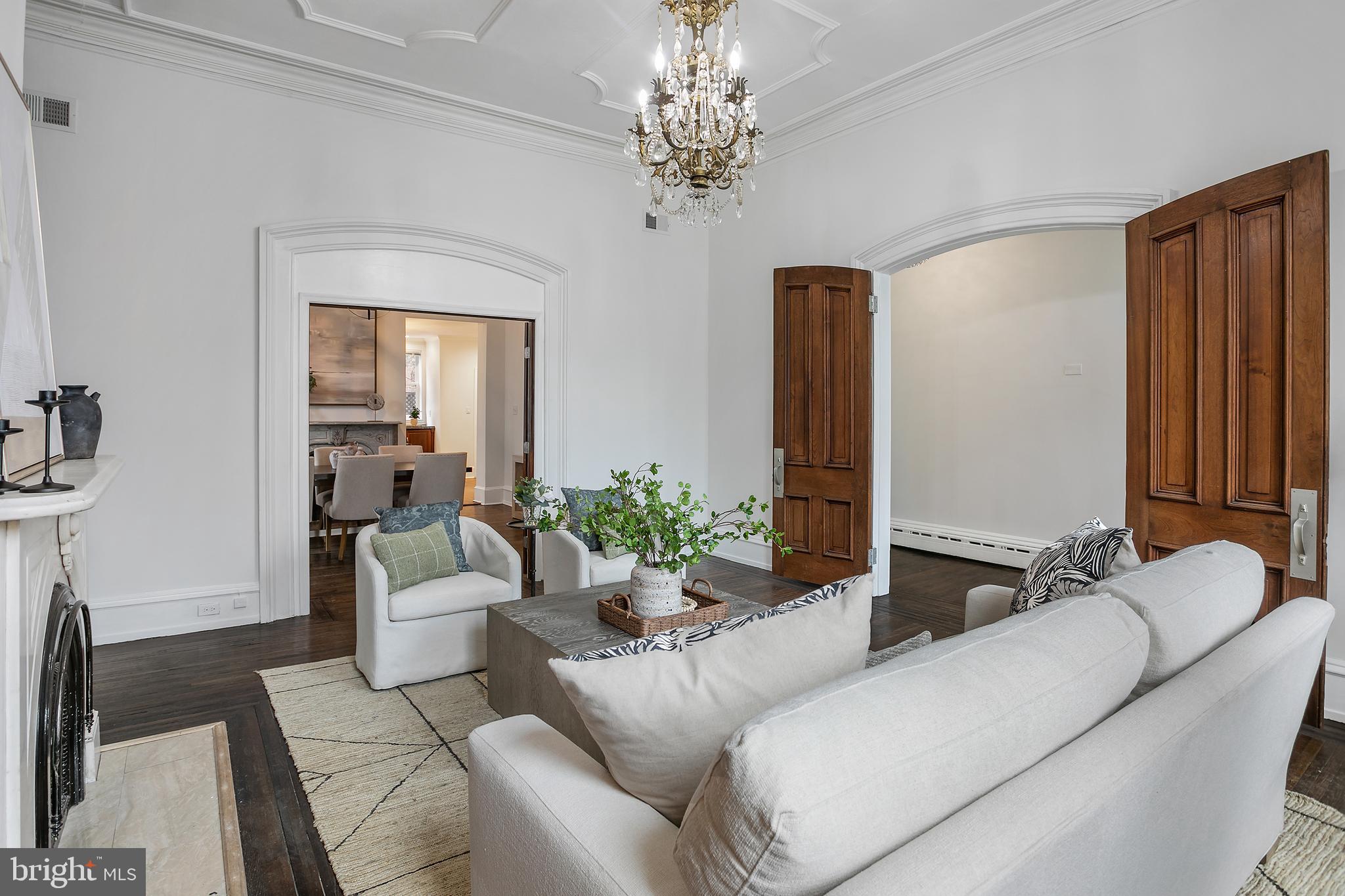 330 A Street Southeast Washington, DC 20003 - Photo 4 of 48