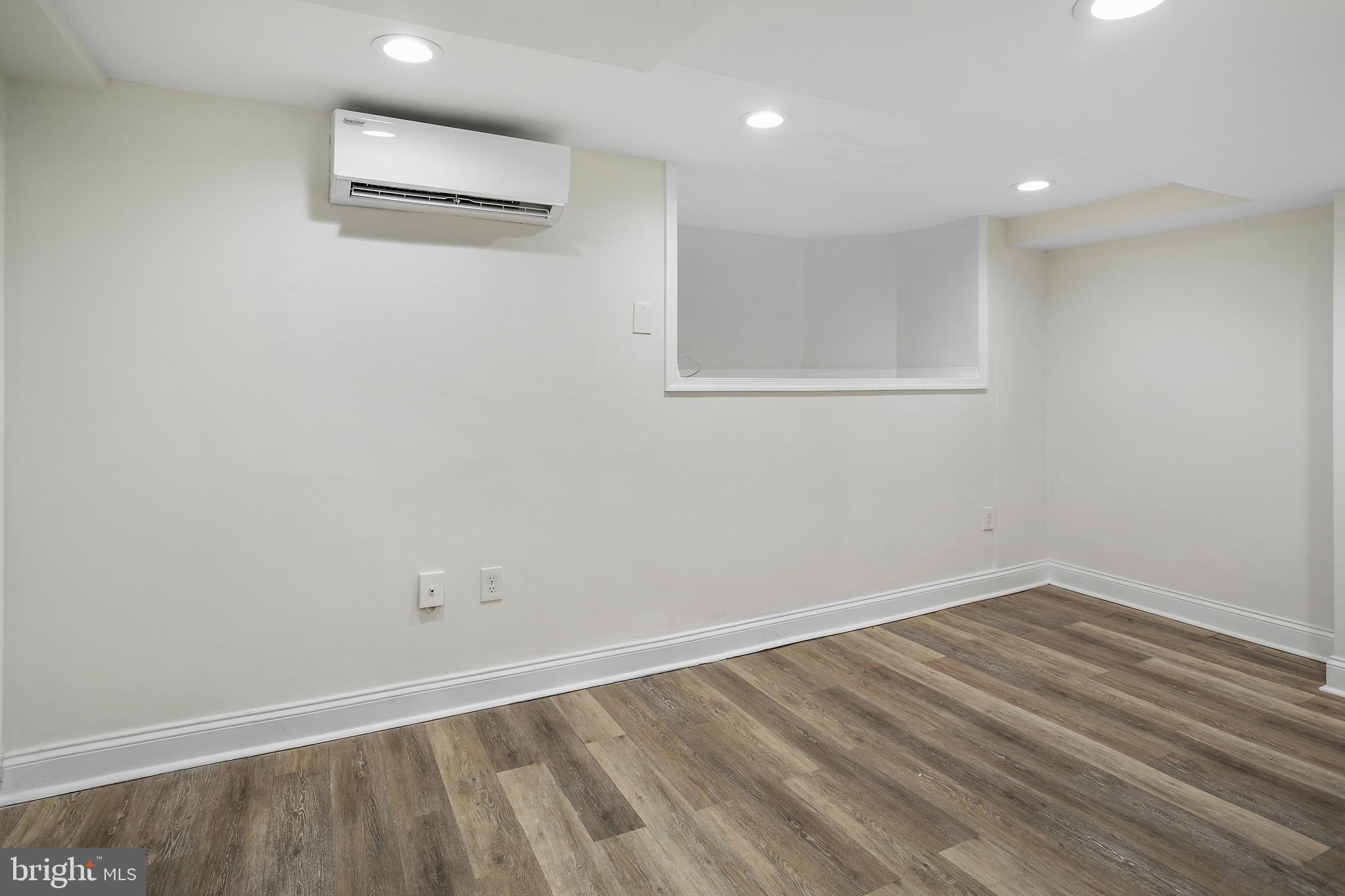 330 A Street Southeast Washington, DC 20003 - Photo 43 of 48 LL Den