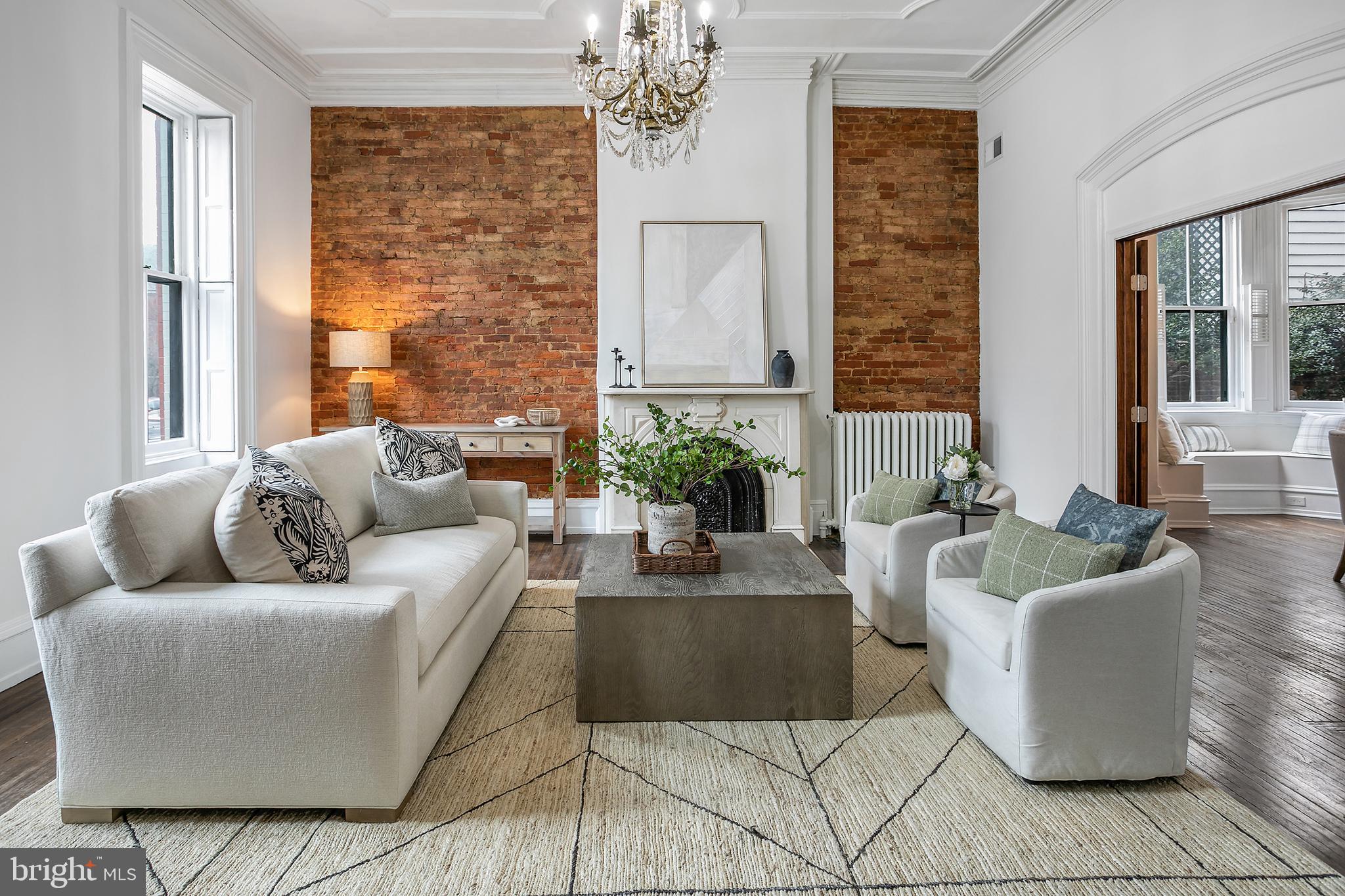 330 A Street Southeast Washington, DC 20003 - Photo 5 of 48