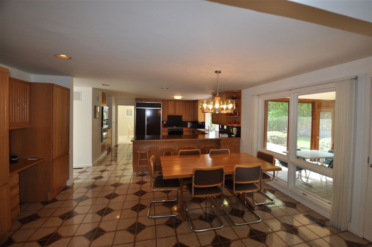 14 Springvale Drive Hollis, NH 03049 - Photo 22 of 38