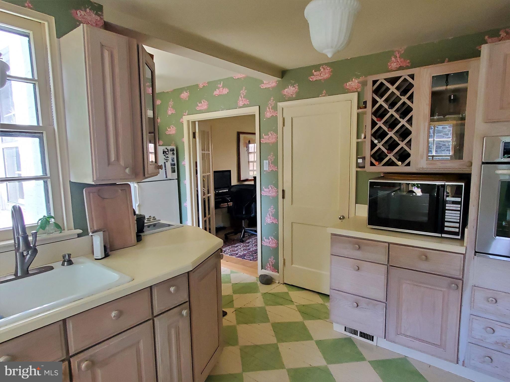 264 Conestoga Road Wayne, PA 19087 - Photo 13 of 28