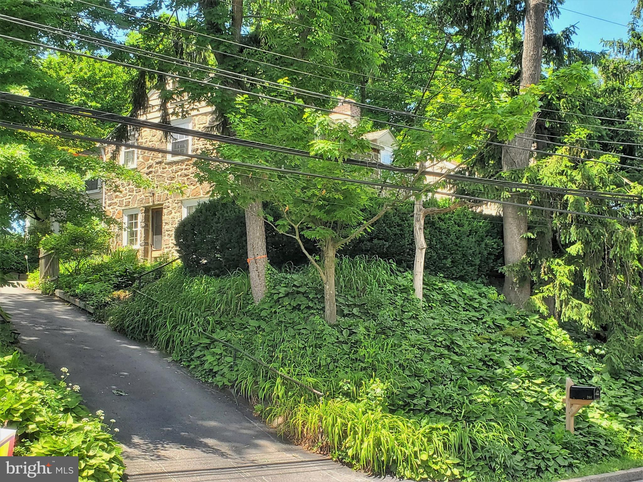 264 Conestoga Road Wayne, PA 19087 - Photo 2 of 28 View of Entrance From Conestoga Rd
