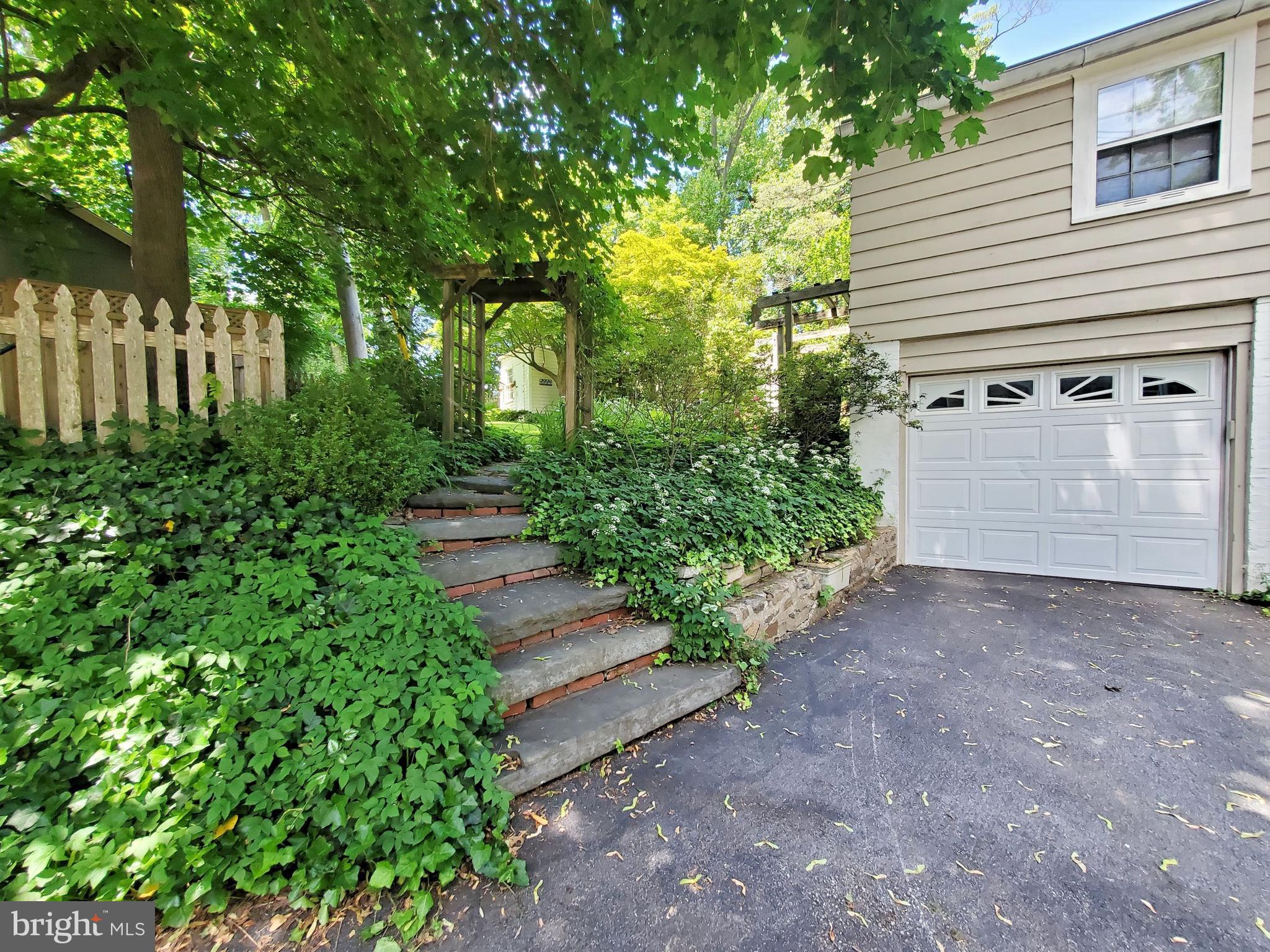 264 Conestoga Road Wayne, PA 19087 - Photo 22 of 28 Access to Rear Yard
