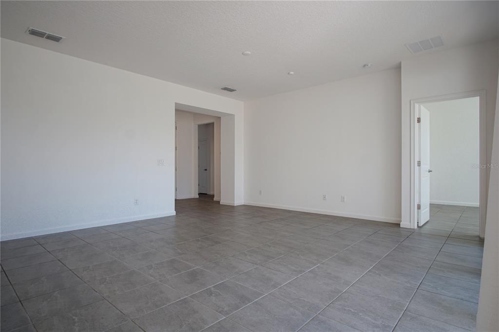 1413 Rosedale Road Davenport, FL 33837 - Photo 12 of 33