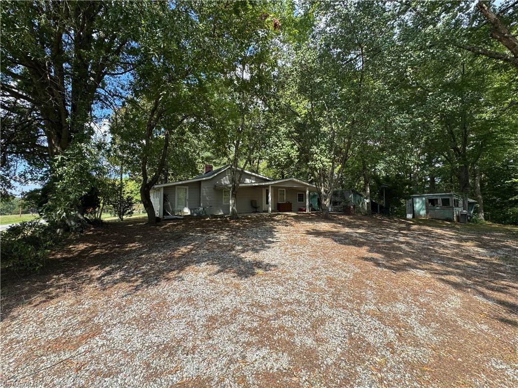 8650 Bull Road Colfax, NC 27235 - Photo 4 of 44 Gallery Image 4