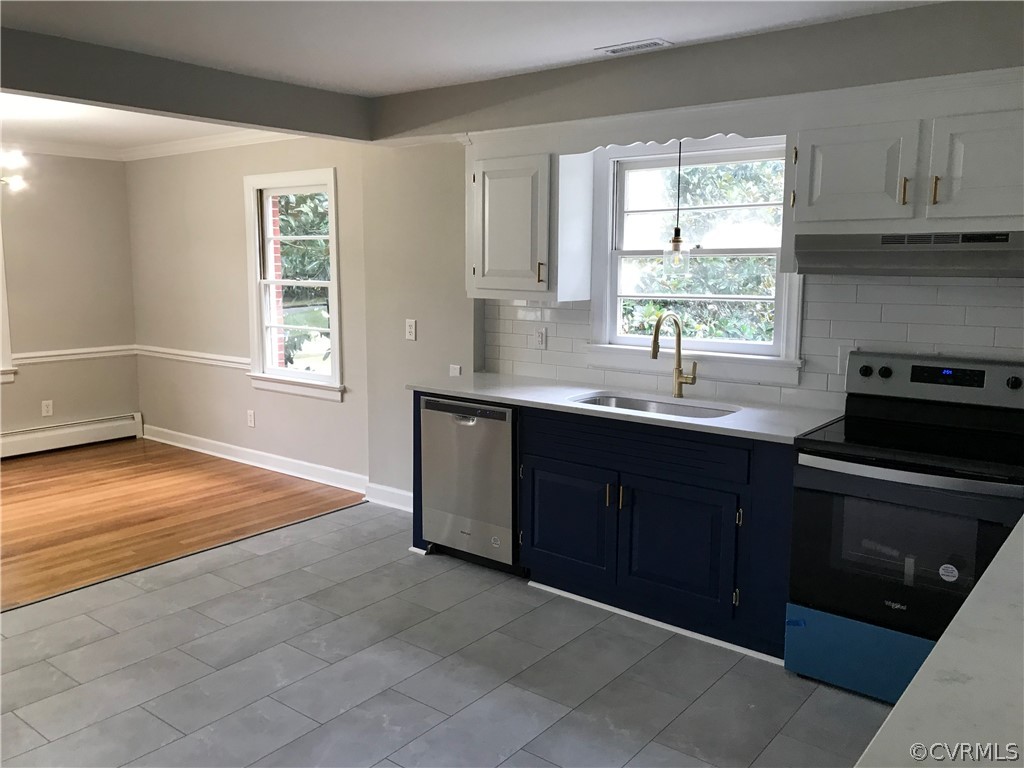 1271 Grapevine Road Sandston, VA 23150 - Photo 9 of 23 Kitchen/Dining Room