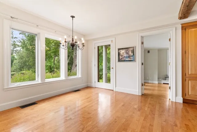 $2,950,000 | 52 Willow Street, Dover, MA 02030