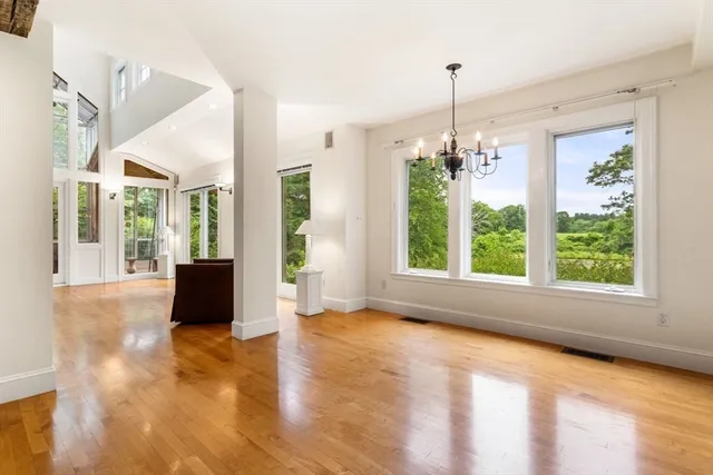 $2,950,000 | 52 Willow Street, Dover, MA 02030