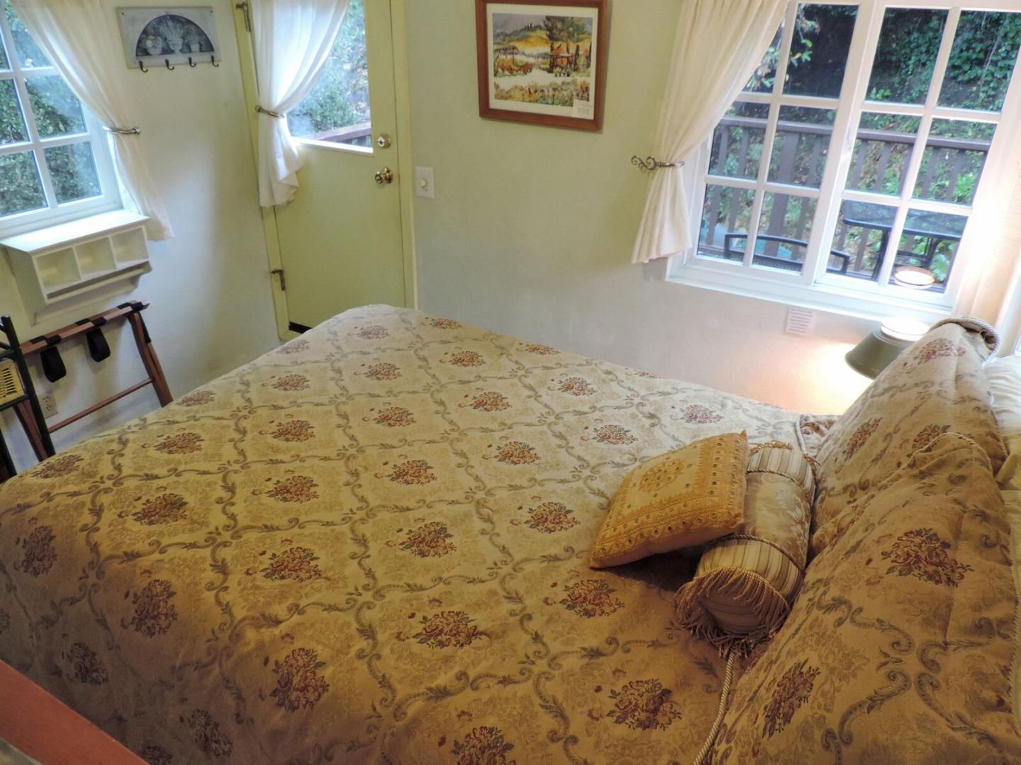 208 Venetian Road Aptos, CA 95003 - Photo 21 of 31 Gallery Image 21