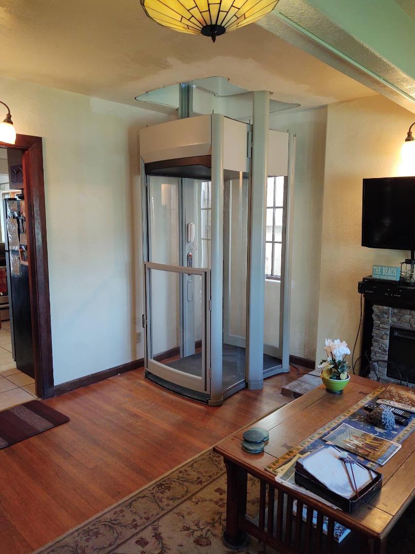 208 Venetian Road Aptos, CA 95003 - Photo 7 of 31 Gallery Image 7