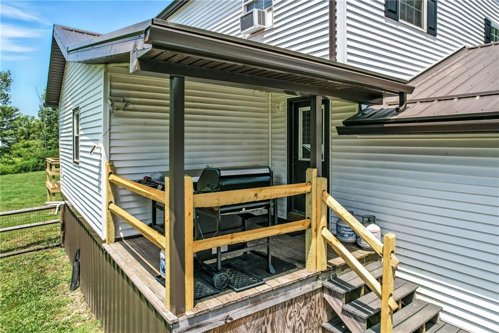 440 Kinsman Road Greenville, PA 16125 - Photo 10 of 50 small porch for your grill