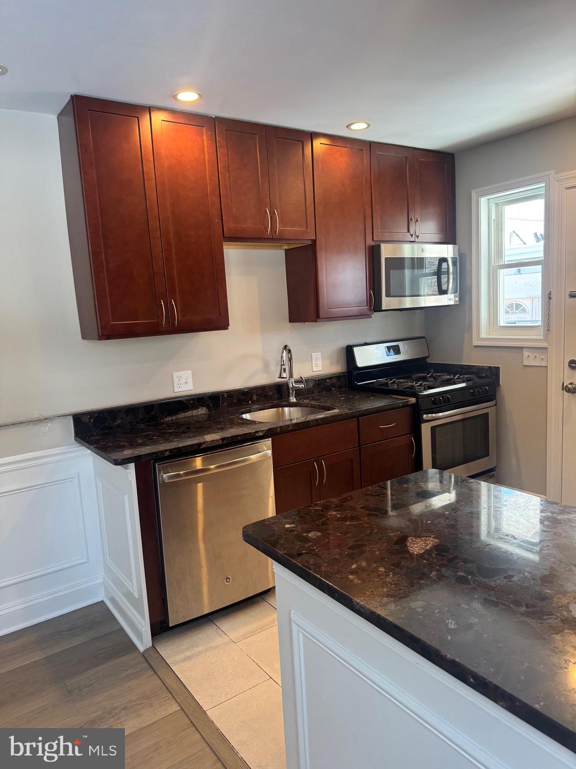 2904 Fenimore Road Silver Spring, MD 20902 - Photo 5 of 37 Gallery Image 5