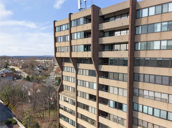 $280,000 | 750 Washington Road, Unit 1204, Pittsburgh, PA 15228