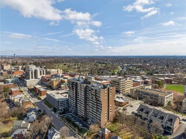 $280,000 | 750 Washington Road, Unit 1204, Pittsburgh, PA 15228