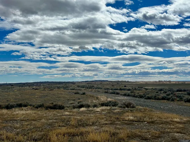 $297,000 | 430 Hwy 310 Garland Wy, Deaver, WY 82421