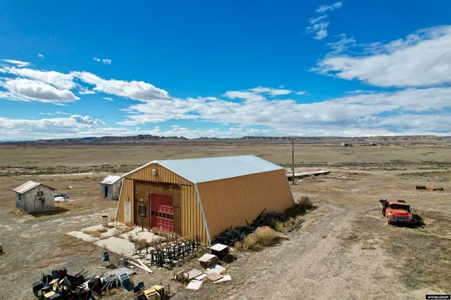 $297,000 | 430 Hwy 310 Garland Wy, Deaver, WY 82421