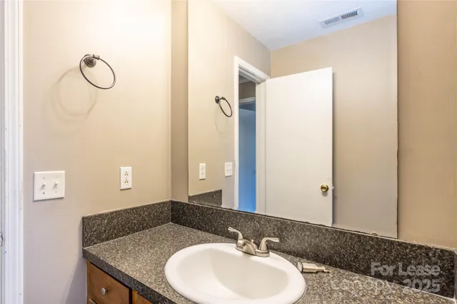 $975 | 424 South 4th Street, Unit 4, Albemarle, NC 28001