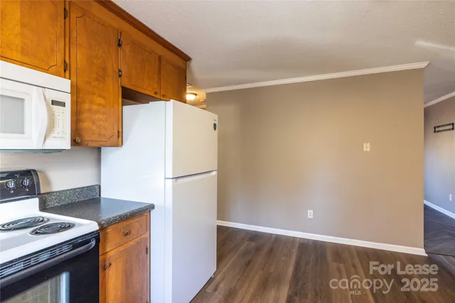 $975 | 424 South 4th Street, Unit 4, Albemarle, NC 28001