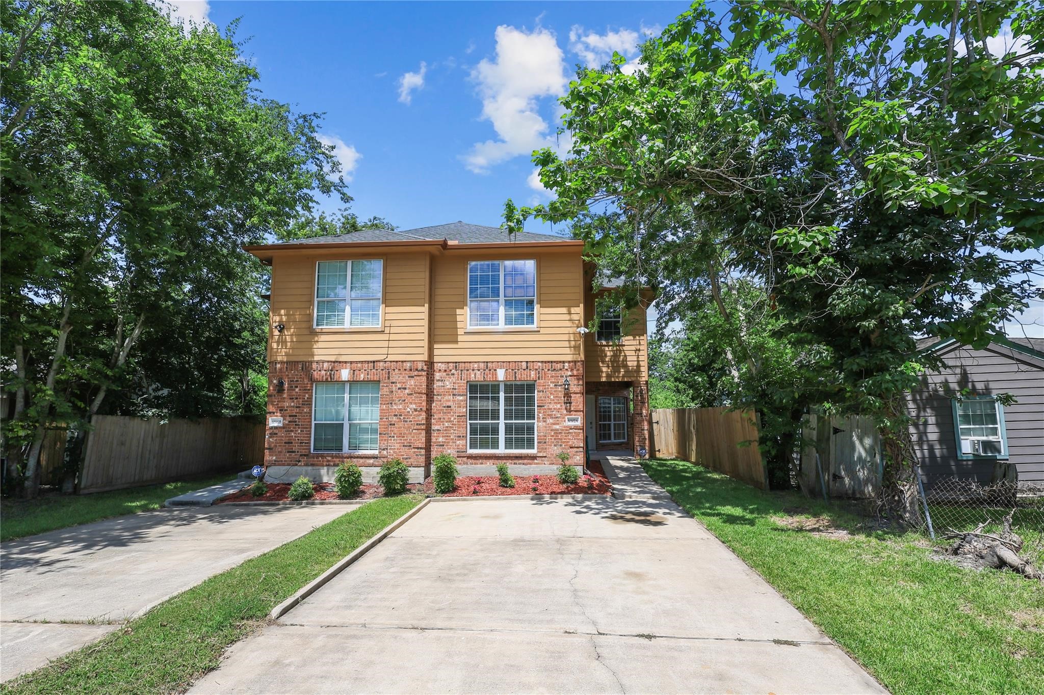 10302 Buffum Street, Unit B Houston, TX 77051 - Photo 1 of 17 Unit B on the Left side.