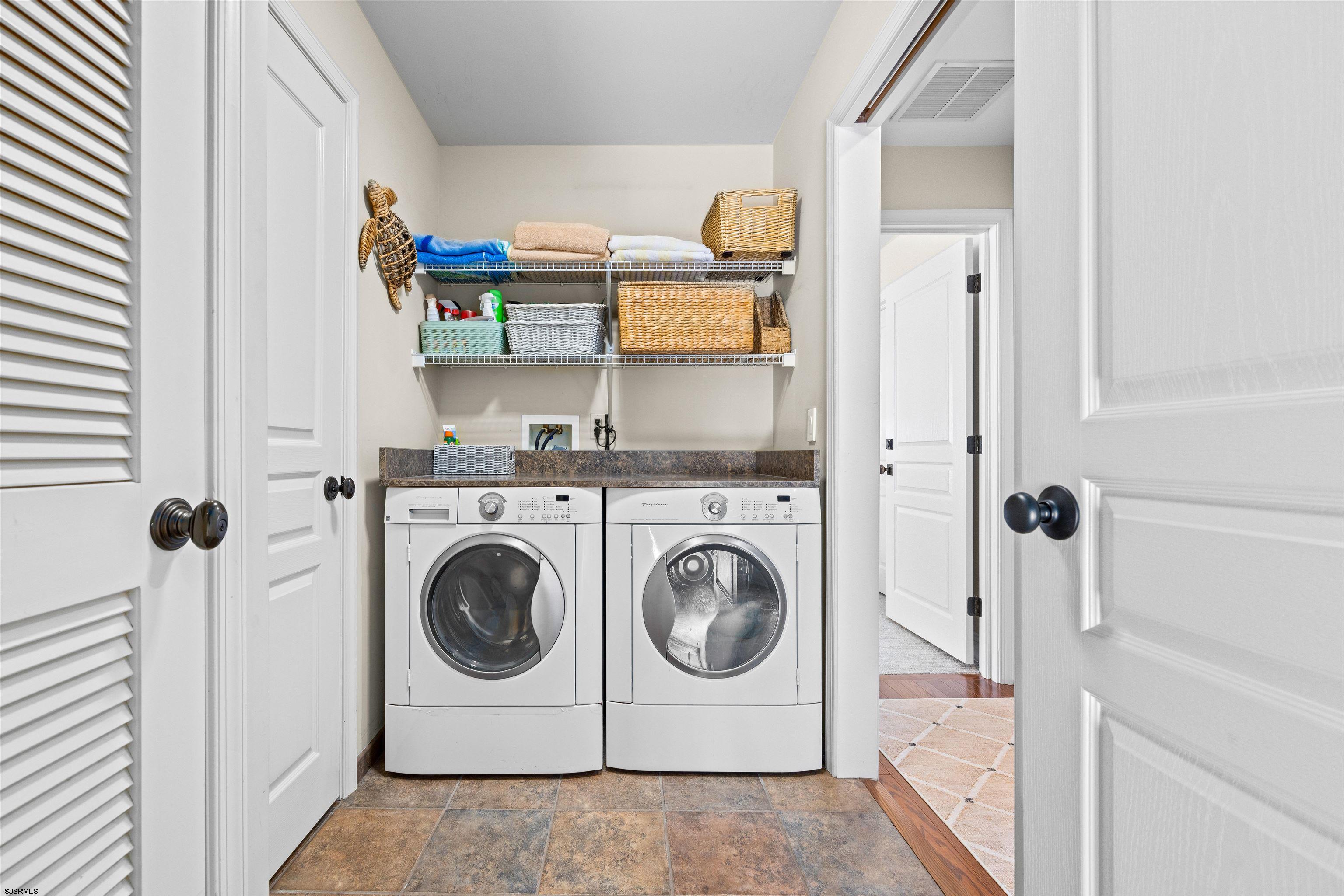 28 North Colgate Avenue, Unit AVAILABLE: 7/178/16 Longport, NJ 08403 - Photo 4 of 52