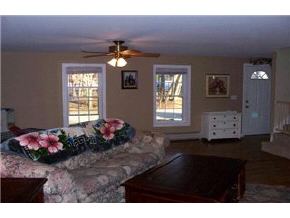 61 Harding Street Rochester, NH 03867 - Photo 3 of 8