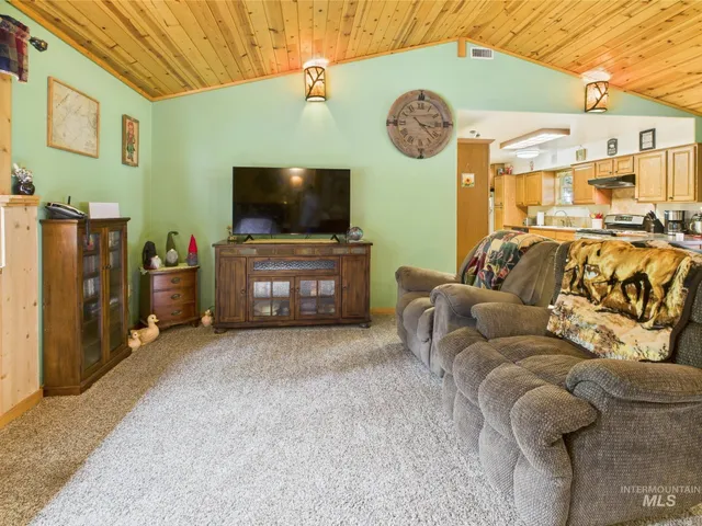 $499,000 | 4474 Council Cuprum Road, Council, ID 83612