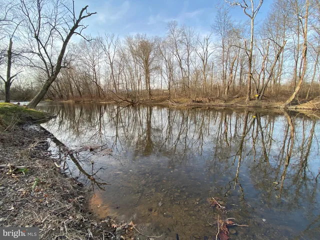 $1,050 | 125 Long Road, Unit 2, Newville, PA 17241