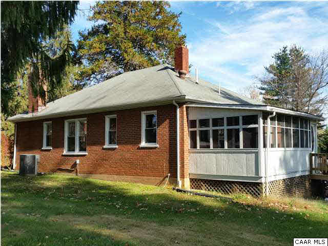 292 North Main Street Amherst, VA 24521 - Photo 4 of 34 Gallery Image 4