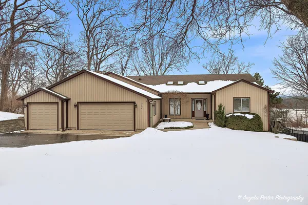 $550,000 | 3428 Kings Lair Drive, Spring Grove, IL 60081