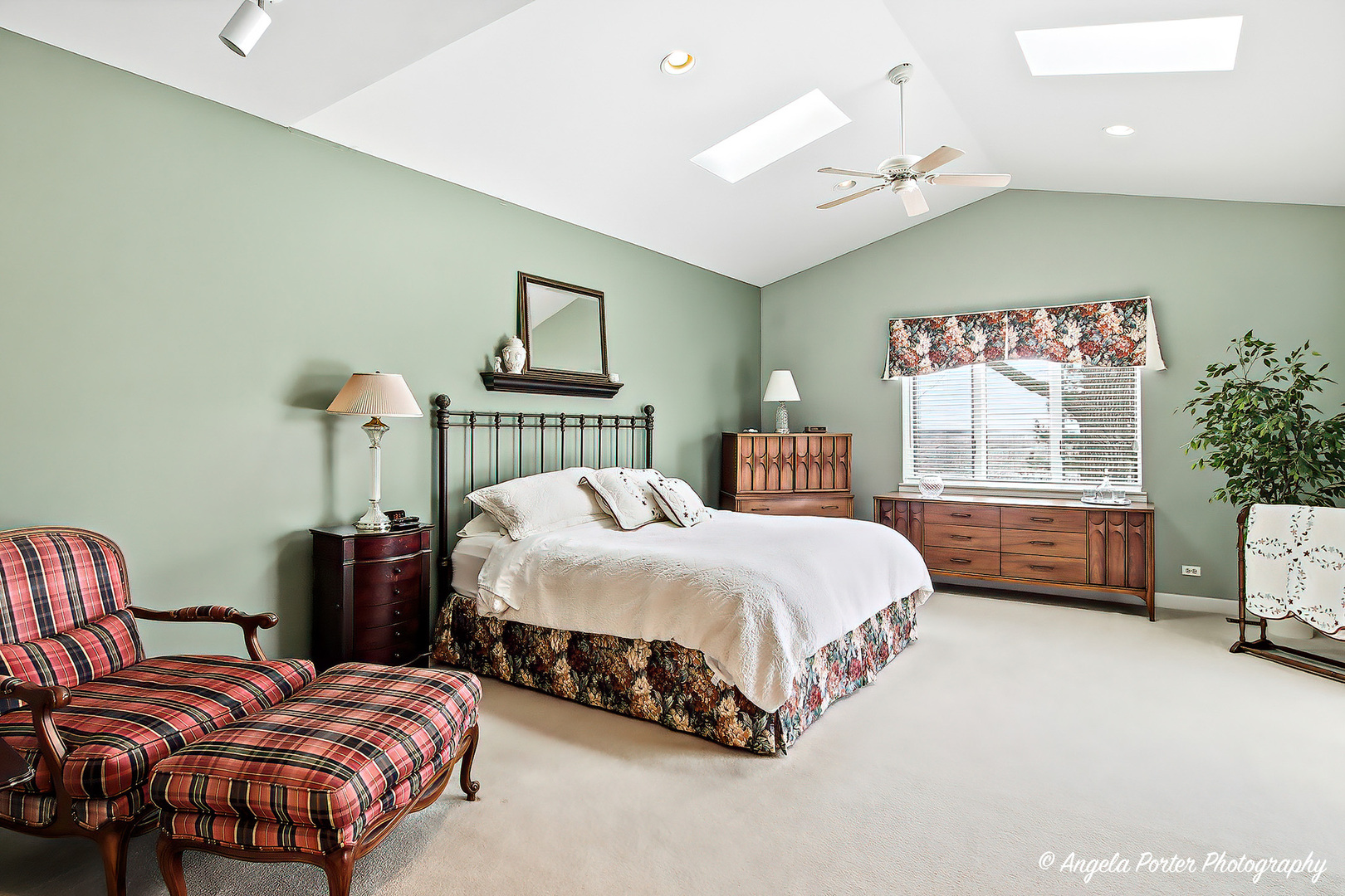 3428 Kings Lair Drive Spring Grove, IL 60081 - Photo 13 of 35