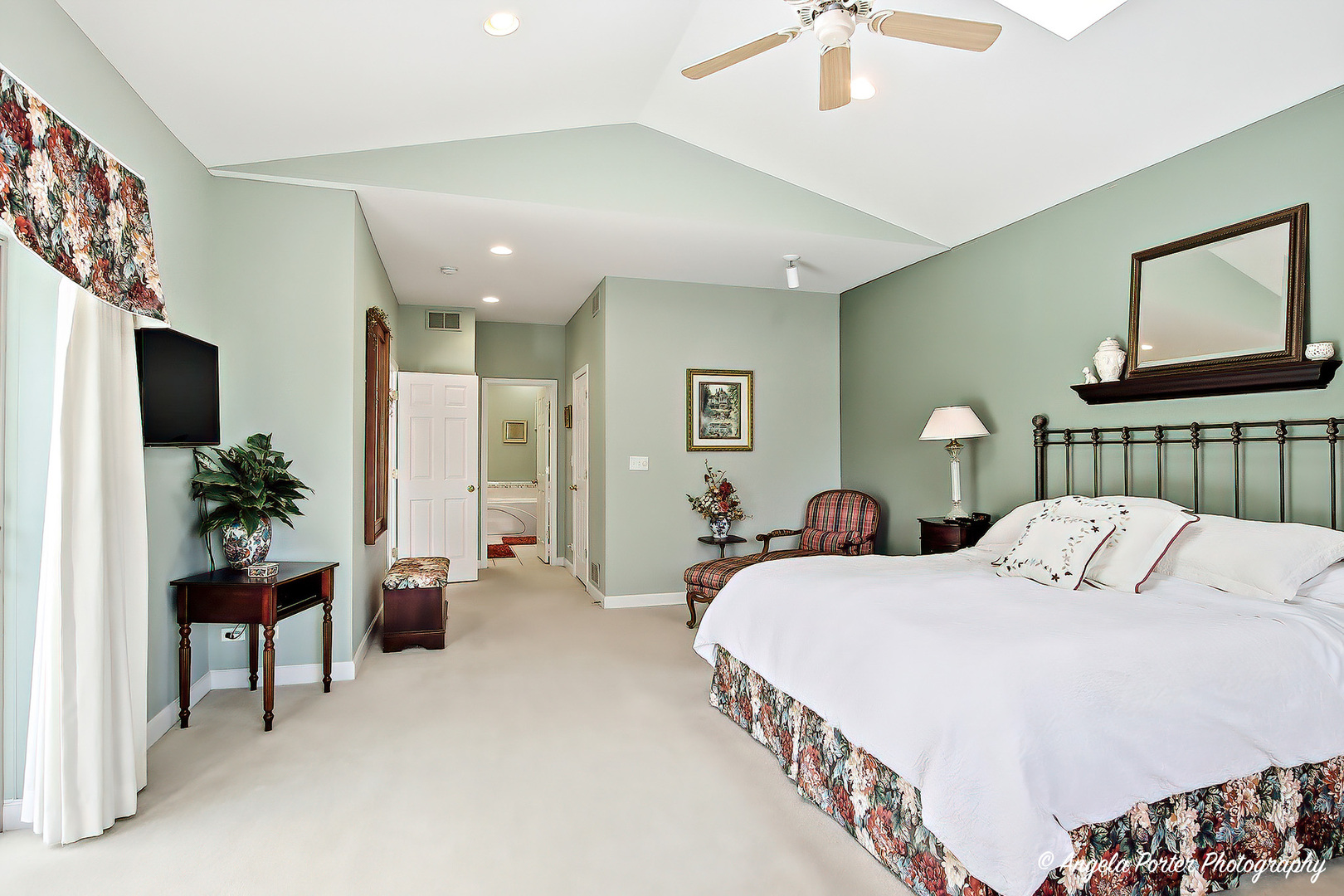 3428 Kings Lair Drive Spring Grove, IL 60081 - Photo 14 of 35