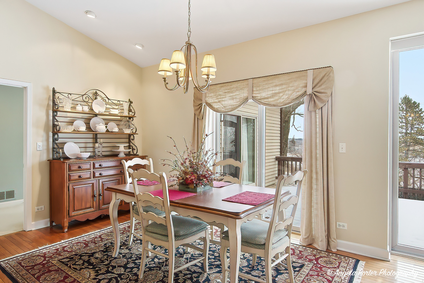 3428 Kings Lair Drive Spring Grove, IL 60081 - Photo 6 of 35