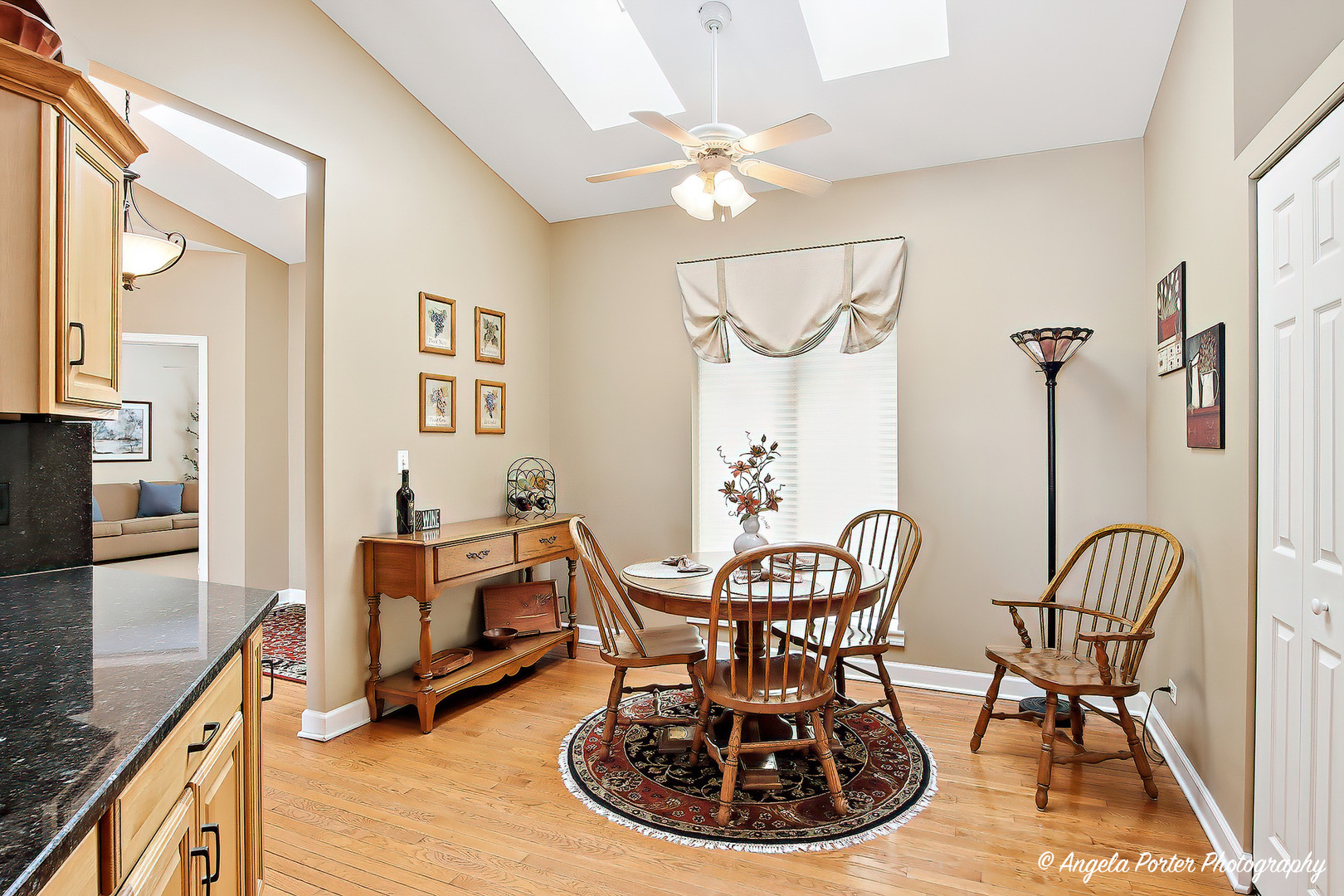 3428 Kings Lair Drive Spring Grove, IL 60081 - Photo 10 of 35