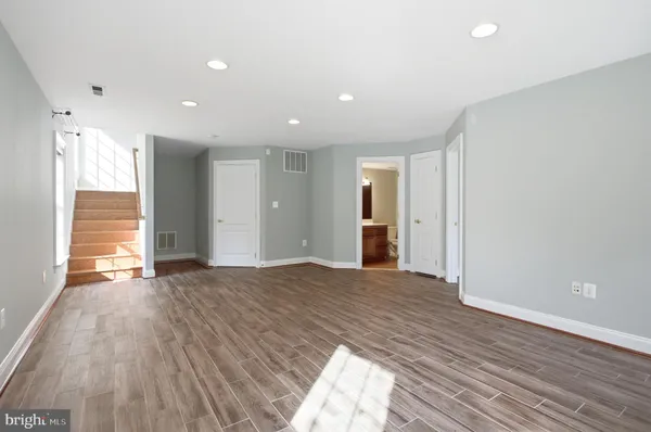 $4,600 | 6411 Velliety Lane, Springfield, VA 22152