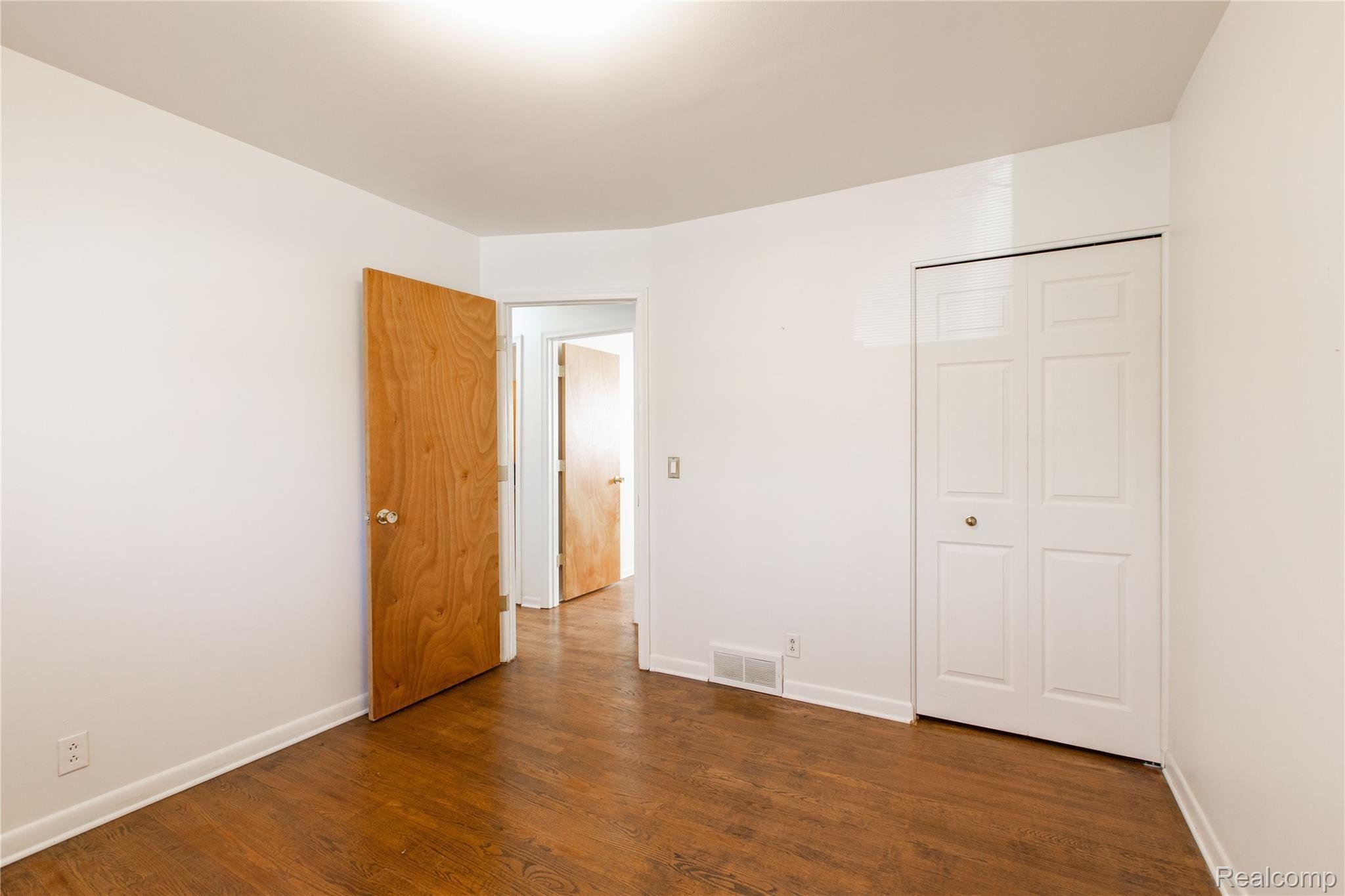 1258 Maple Drive Rochester, MI 48307 - Photo 20 of 27 1258 Maple Dr, Rochester, MI (20 of 28).jpg