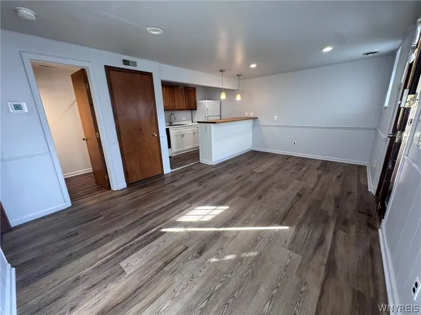 $975 | 10761 Main Street, Unit 5, Clarence, NY 14031