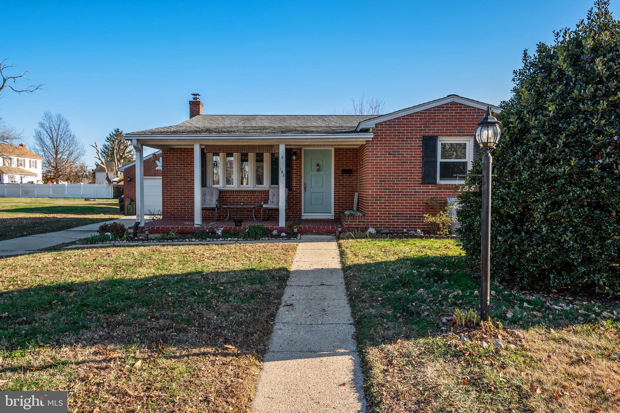 185 Park Road Pasadena, MD 21122 - Photo 3 of 38 Gallery Image 3
