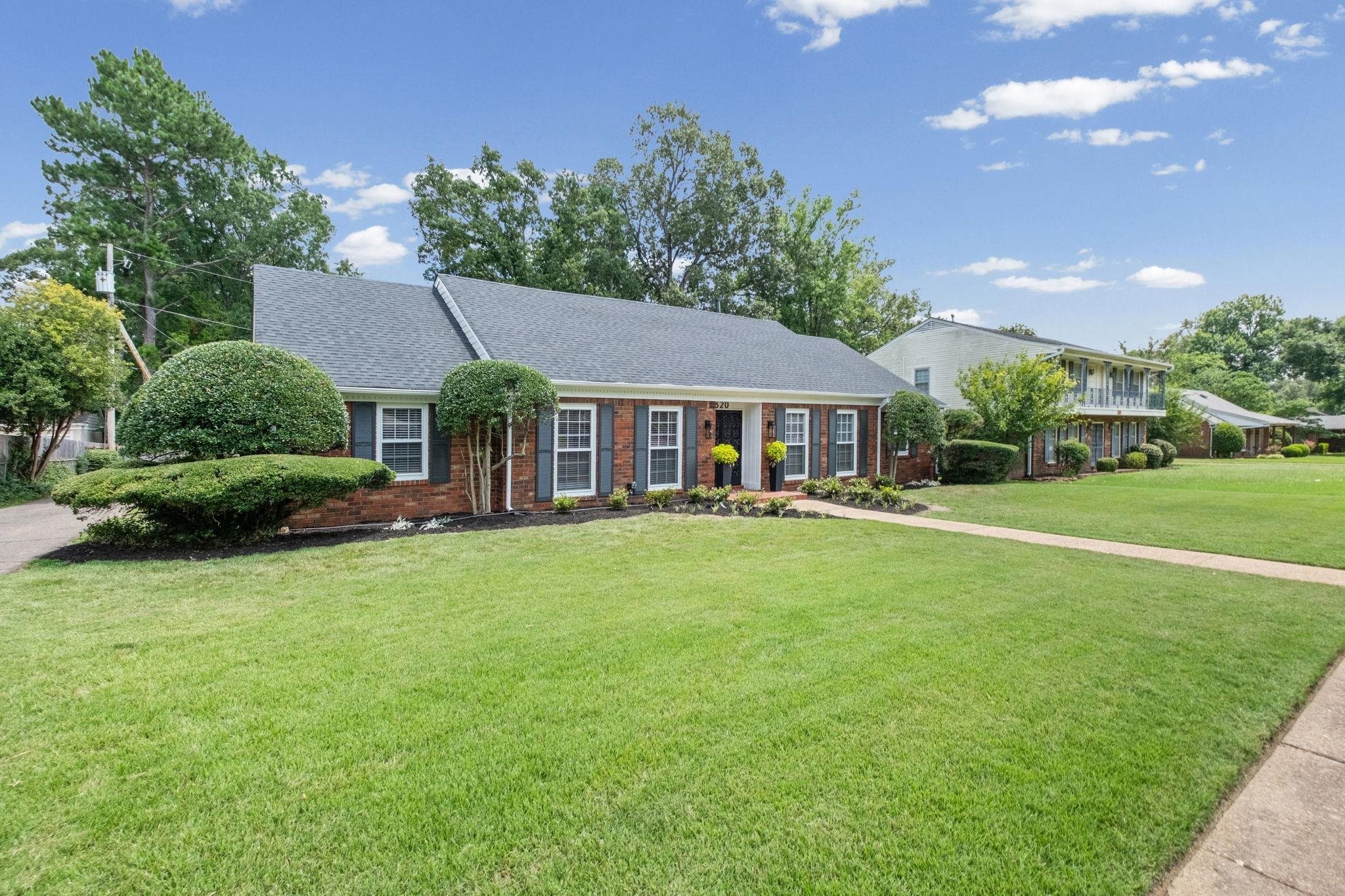 320 South Yates Road Memphis, TN 38120 - Photo 3 of 40