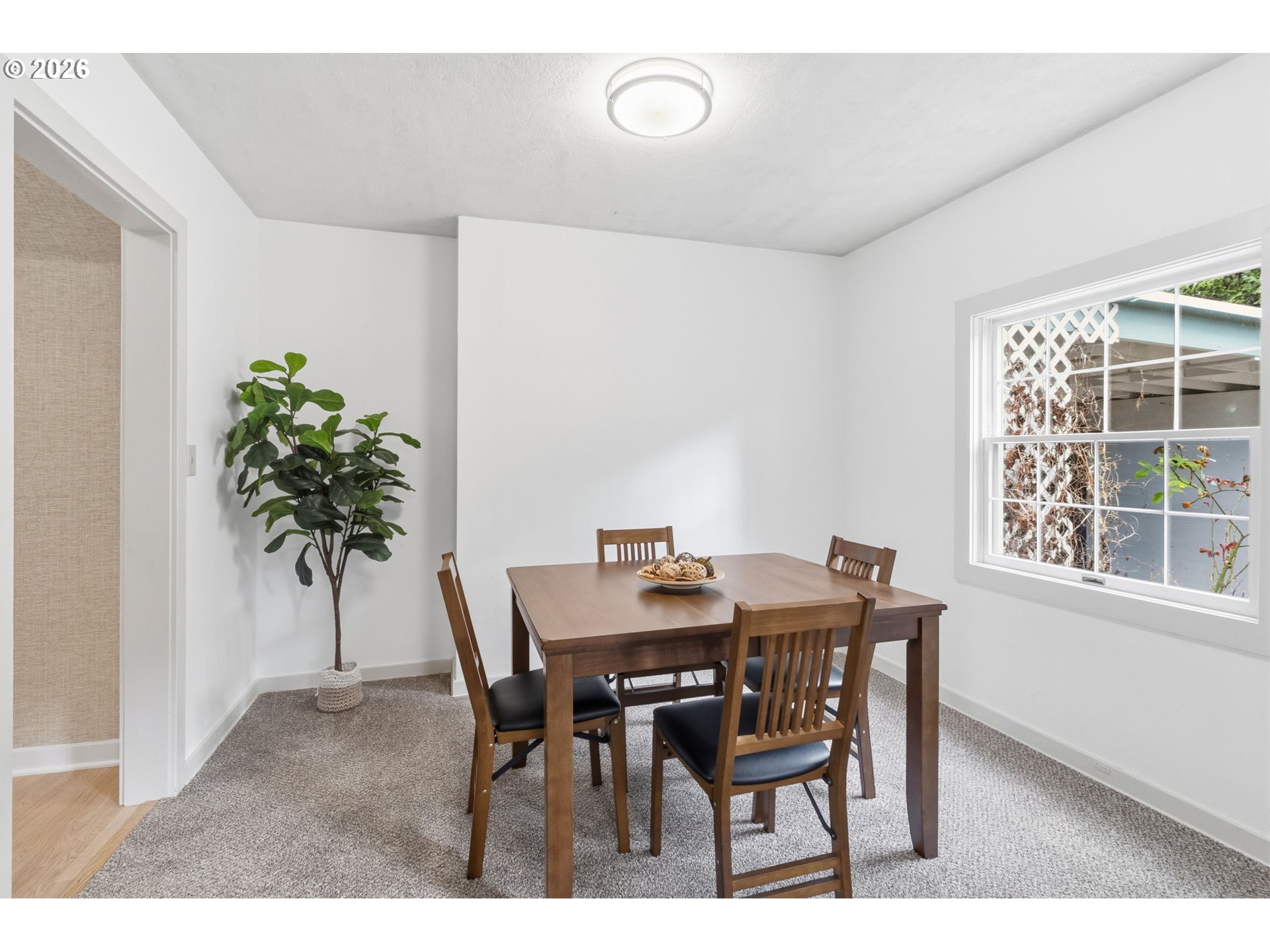 2965 Olive Street Eugene, OR 97405 - Photo 7 of 48