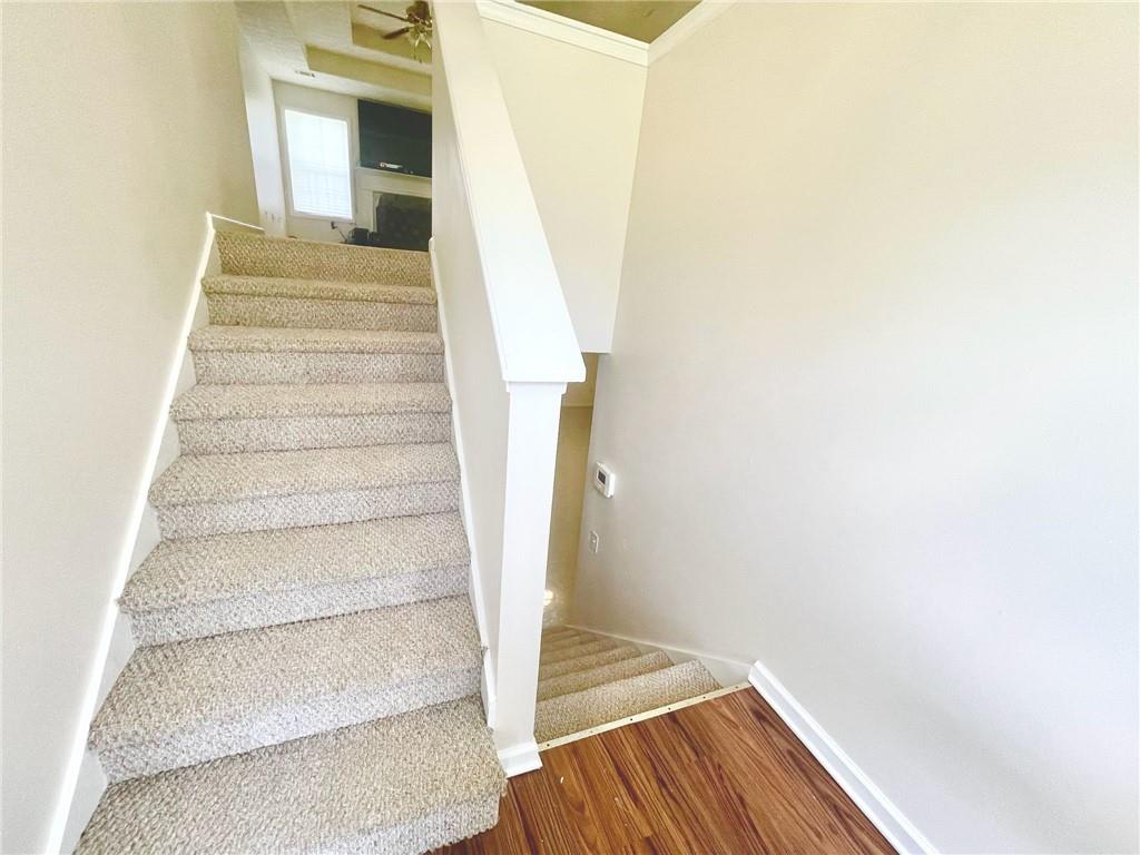 127 Mabry Road Jackson, GA 30233 - Photo 3 of 13 a view of entryway