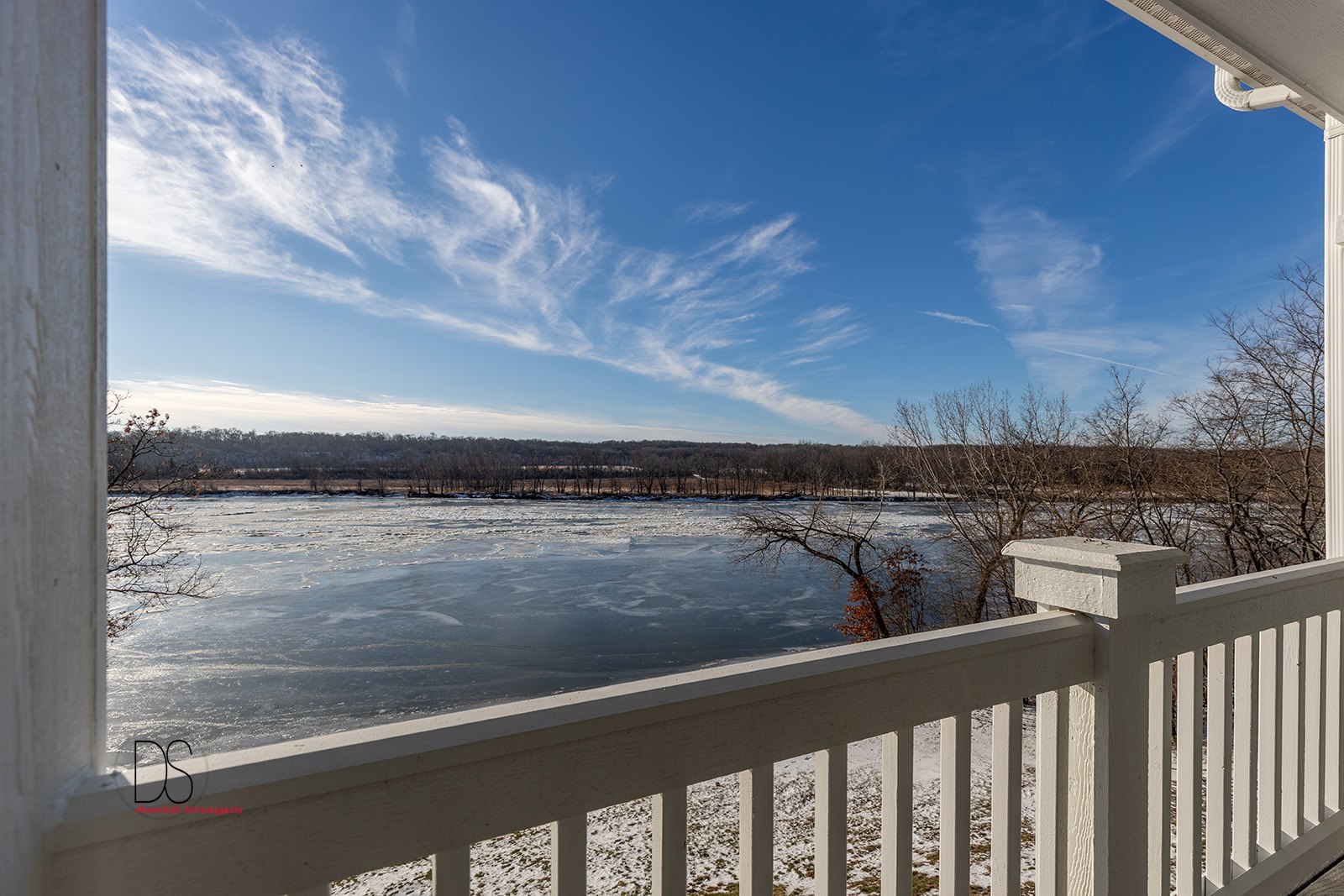 5 River Row Ottawa, IL 61350 - Photo 19 of 31 a view of sky from balcony